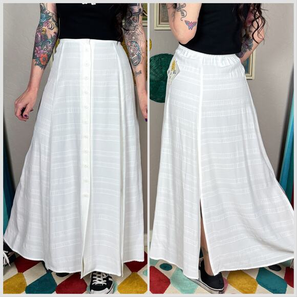 Vintage 1980s Off White High Waist Button Front Maxi Skirt with Slits - Picture 4 of 8